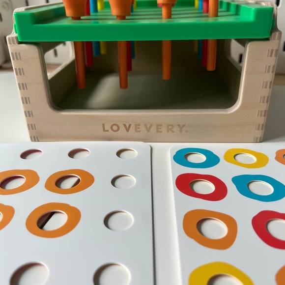 Lovevery Match & Tap Hammer Box - Picture 6 of 11